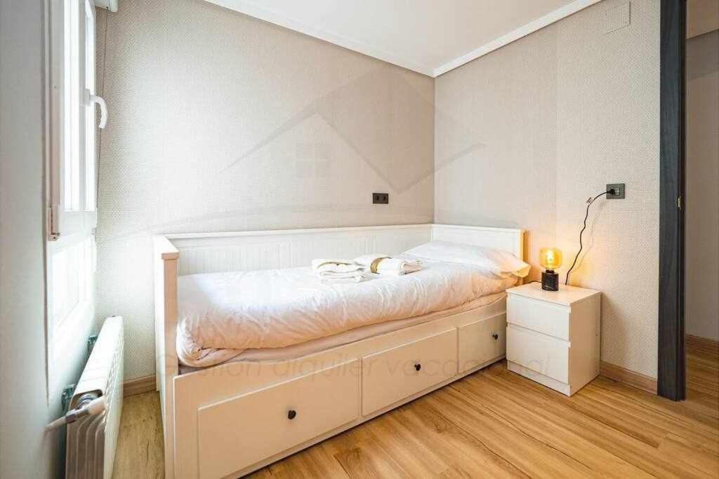 Jauregi Apartamento *